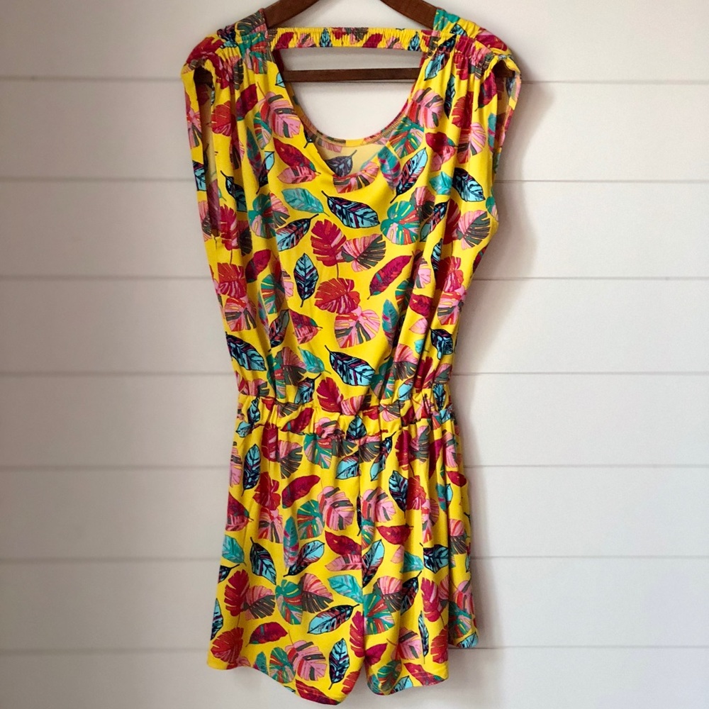 NWT Tracy Negoshian Banana Leaf Romper